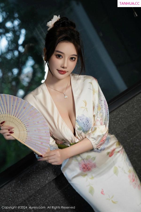 杨晨晨 sugar小甜心CC [XiuRen]高清写真图 2024.11.19 No.9470 杨晨晨Yome 丝袜美腿第17张图片